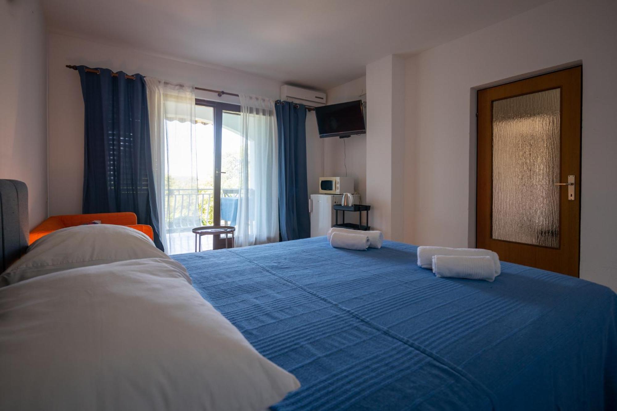 Apartments Gaja Blue Ap Sveti Filip i Jakov Exterior photo